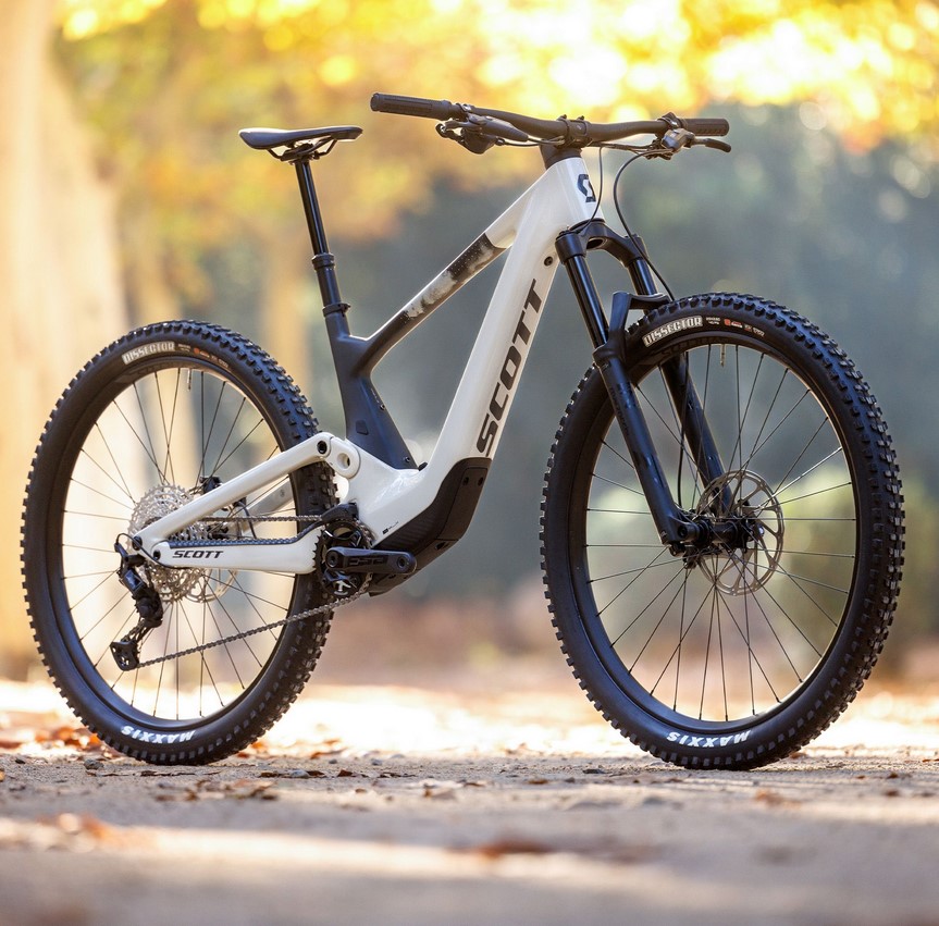 Scott Voltage eRide 920 Sand Beige Carbon Gloss