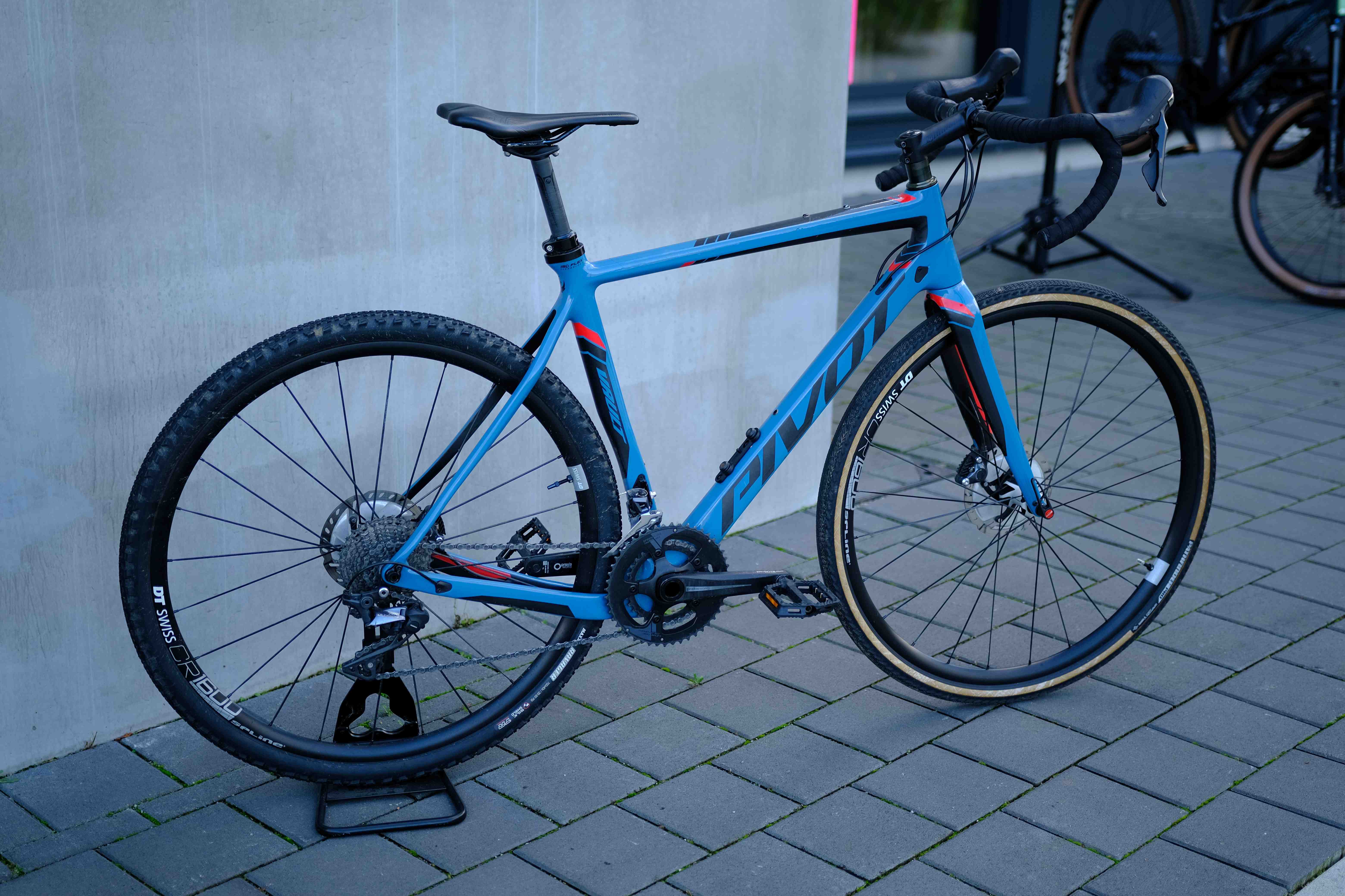 Pivot Vault Ultegra RX Testbike