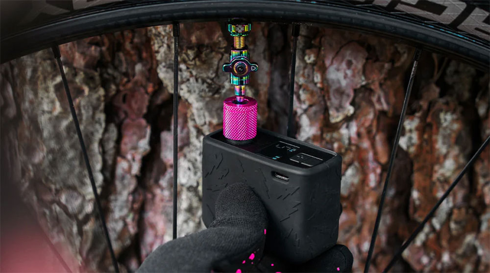 Muc Off Airmach Electric Mini Pro Inflator