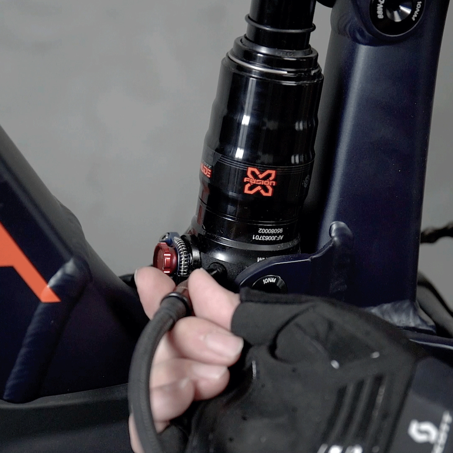 Topeak Pocket Shock Digital Dämpferpumpe 300 psi