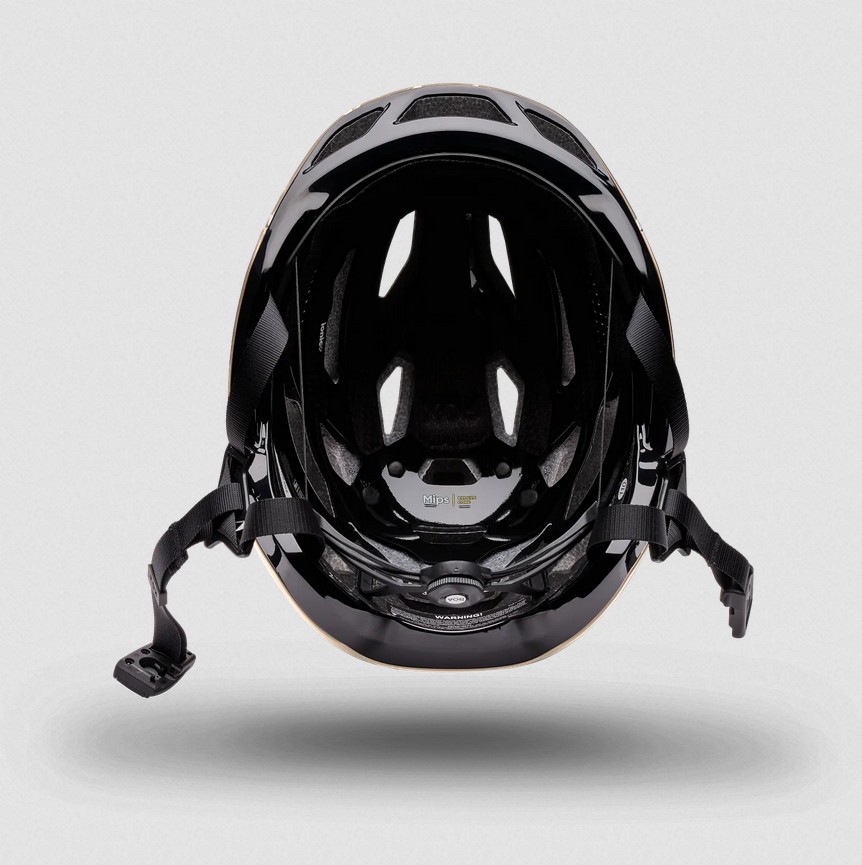 Fox Crossframe Pro Quest Helm Muskatnussbraun
