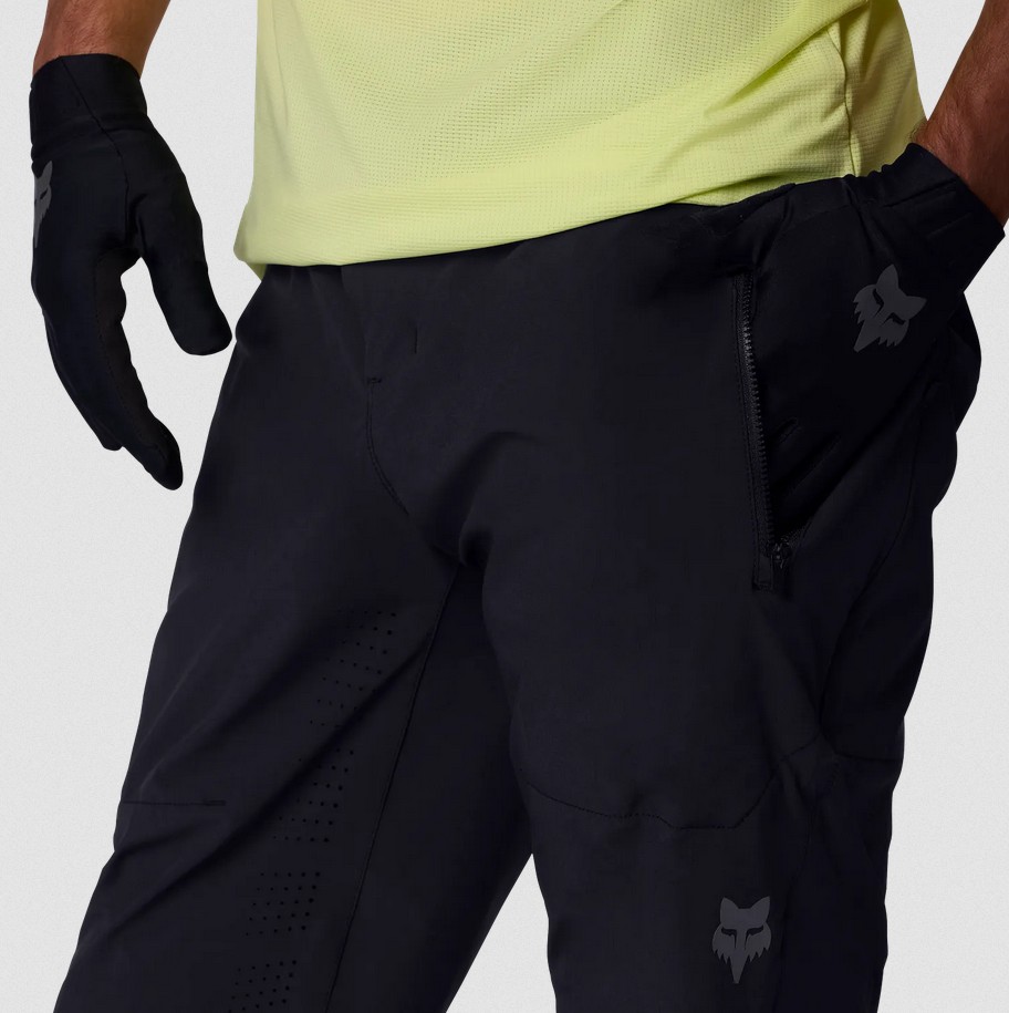 Fox Flexair Short Schwarz