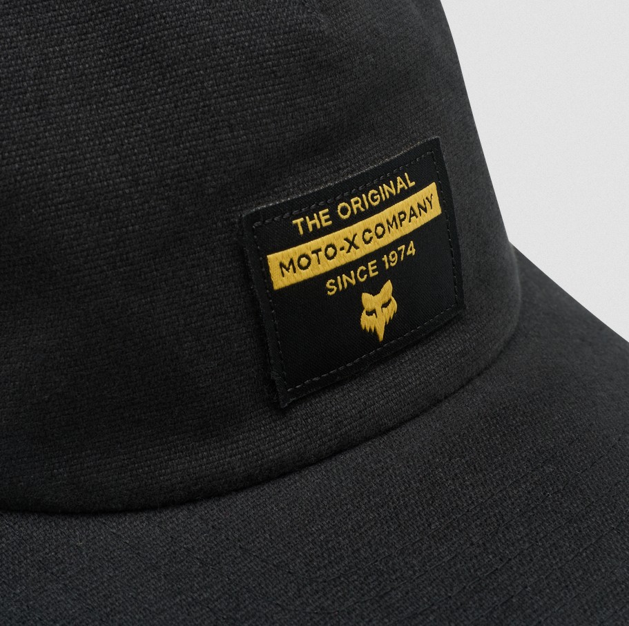 Fox Outline Adjustable Hat Schwarz