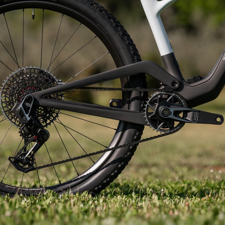 Scott Spark RC World Cup Cumulus White Carbon Blk