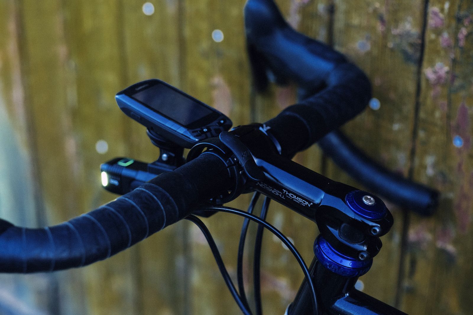 Knog Oi Prima Small Fahrradklingel Schwarz